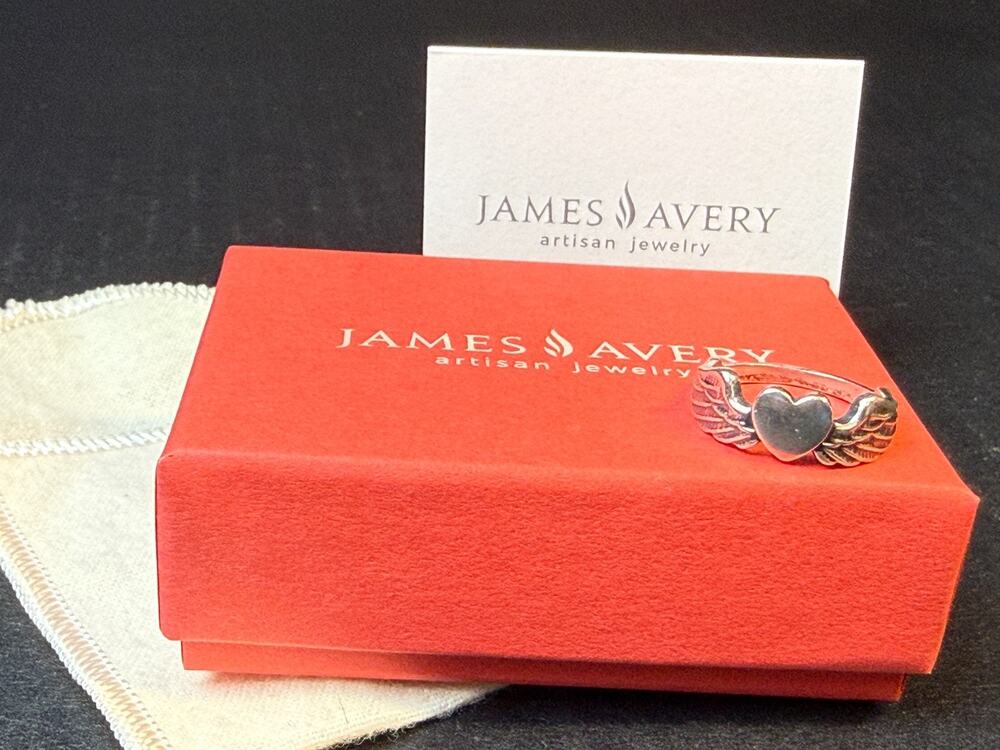 James Avery Retired Let Love Soar Ring Size 8